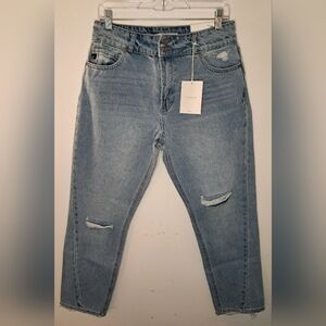 Kancan Women's High Waist Relaxed Thigh Tapered Leg Jeans NWT